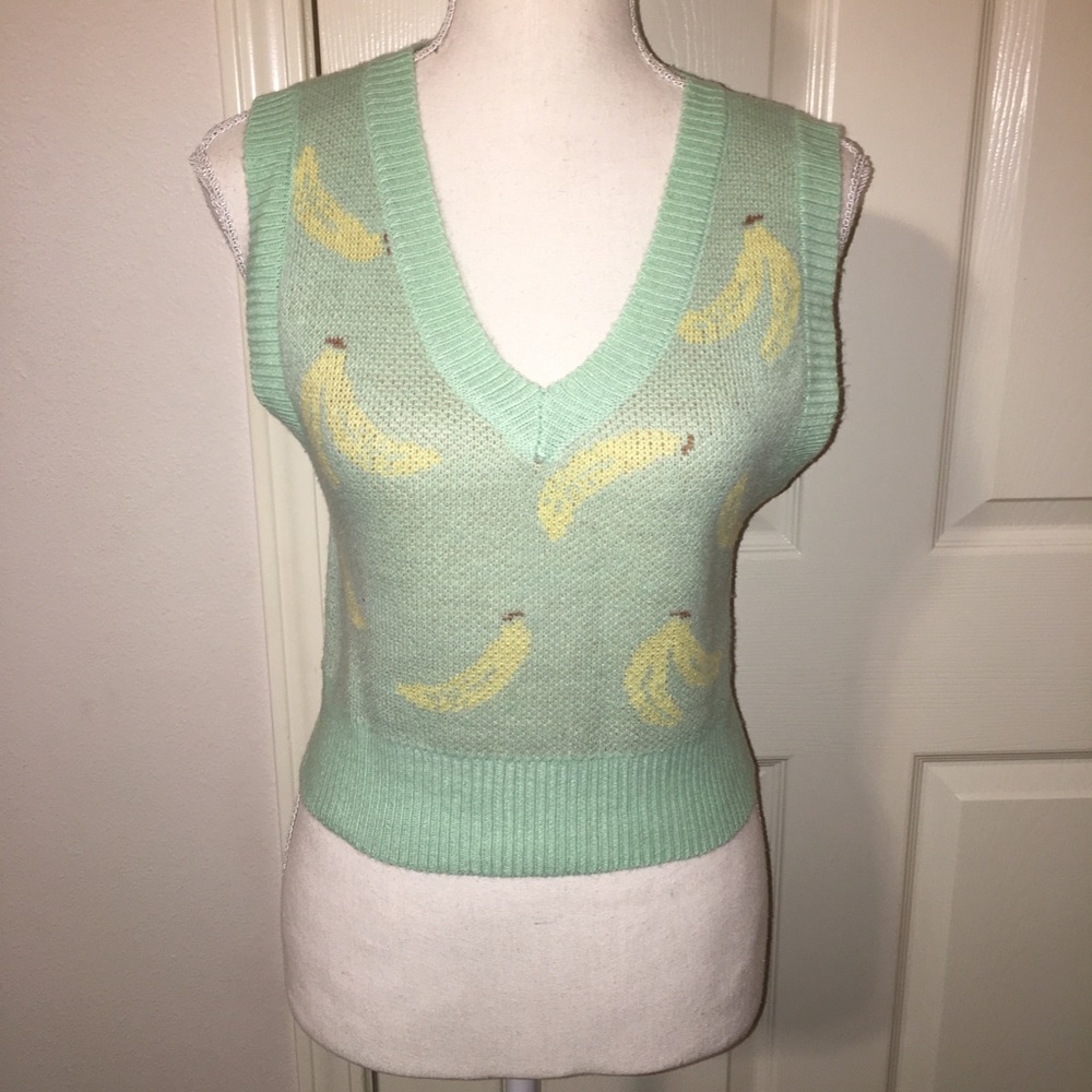 No Comment Semi-Cropped Banana Sweater Vest